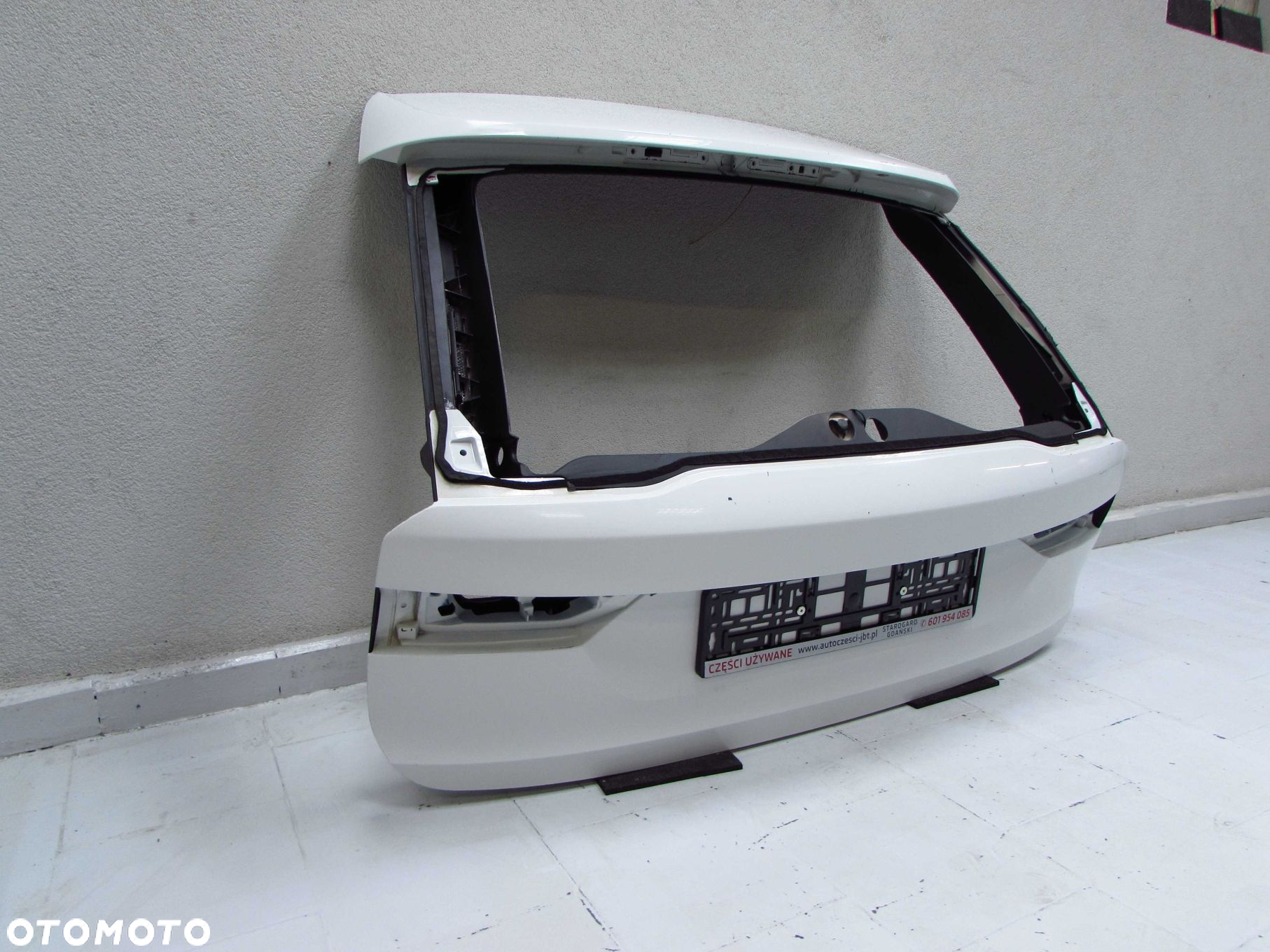 VOLVO V90 CC V90 CROSS COUNTRY 16- KLAPA BAGAZNIKA TYL 614 - 2