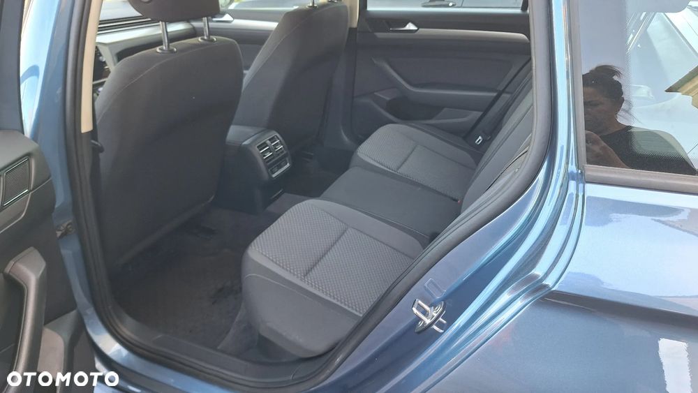 Volkswagen Passat 1.4 TSI BMT Trendline - 10