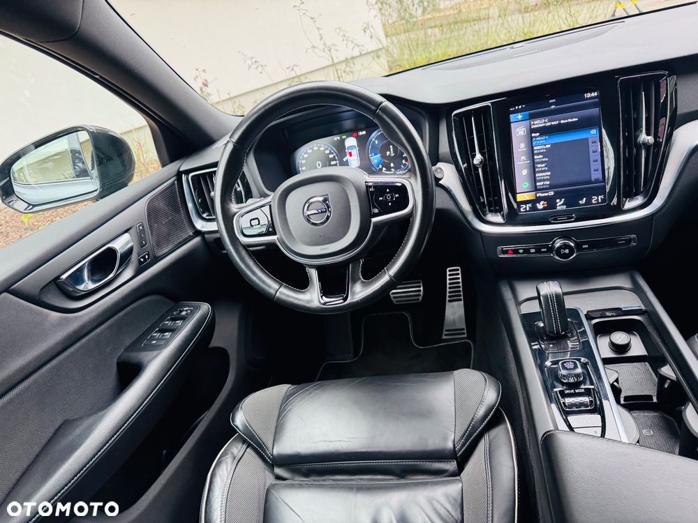 Volvo V60 D4 AWD R-Design - 21