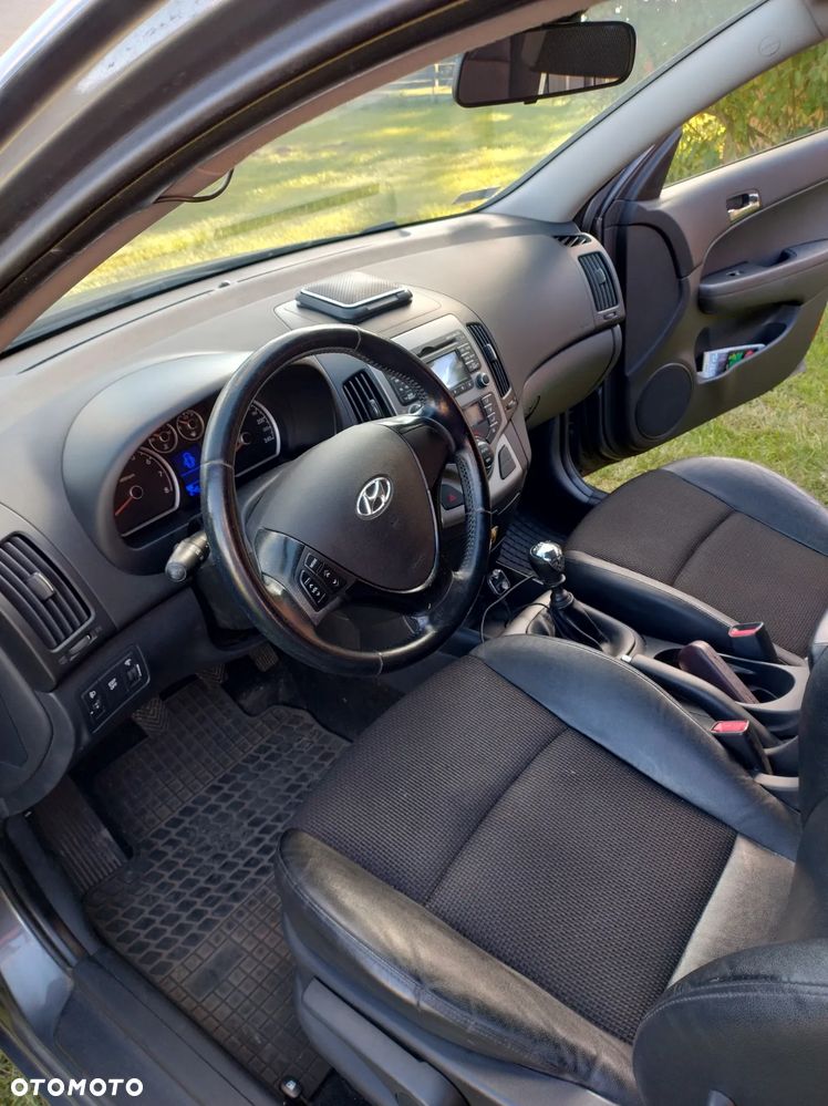 Hyundai i30 1.6 Comfort - 6