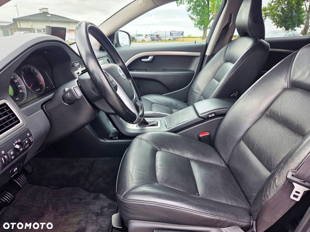 Volvo V70 2.0D Momentum - 28