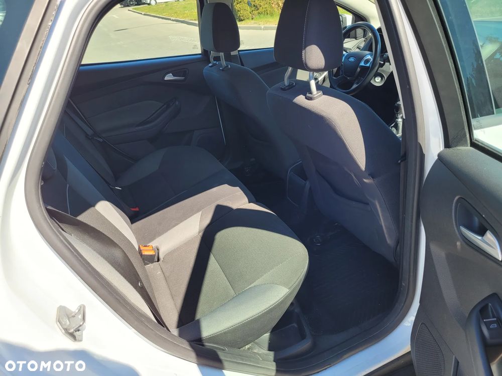 Ford Focus - 15