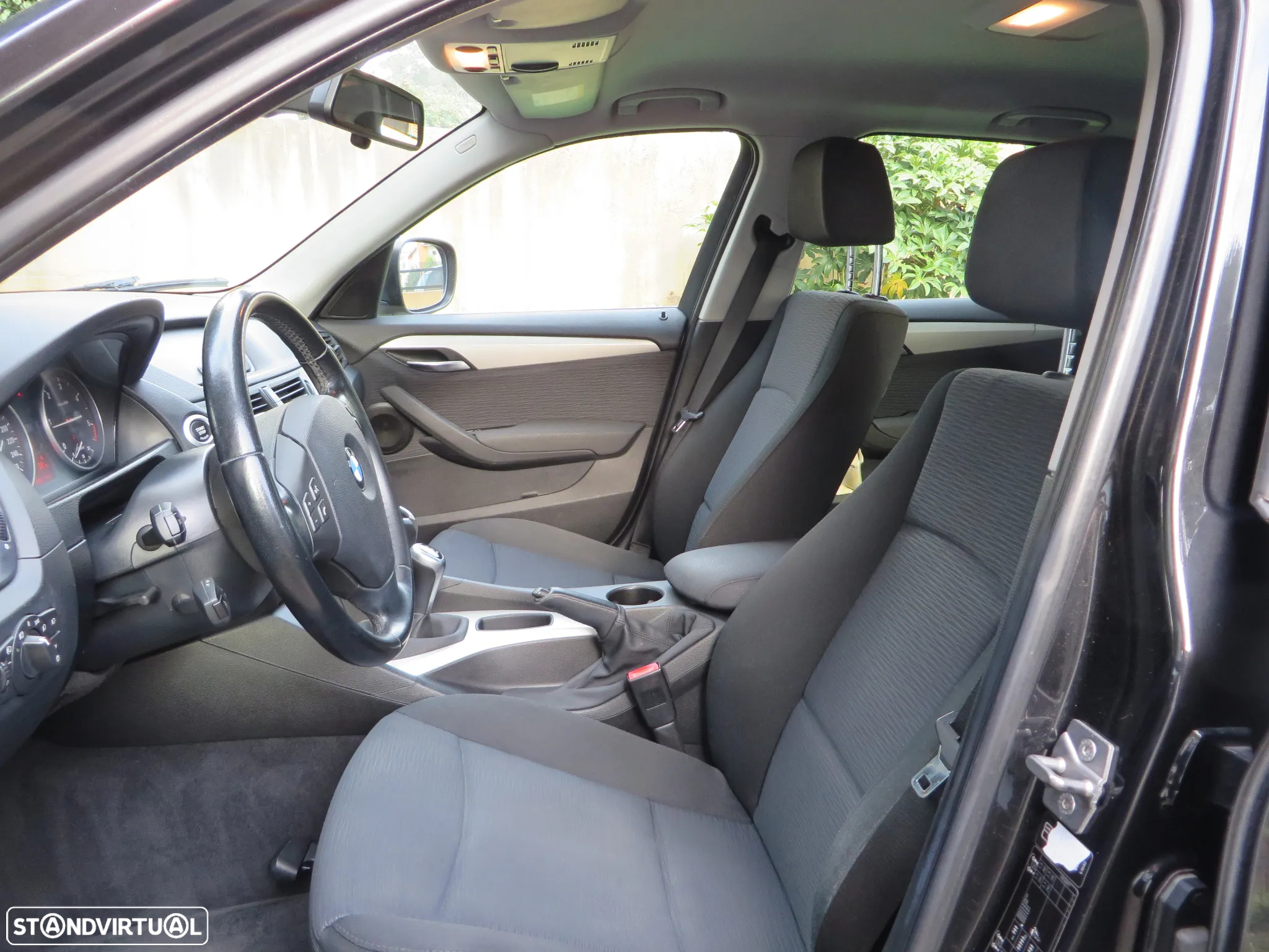BMW X1 18 d sDrive - 12