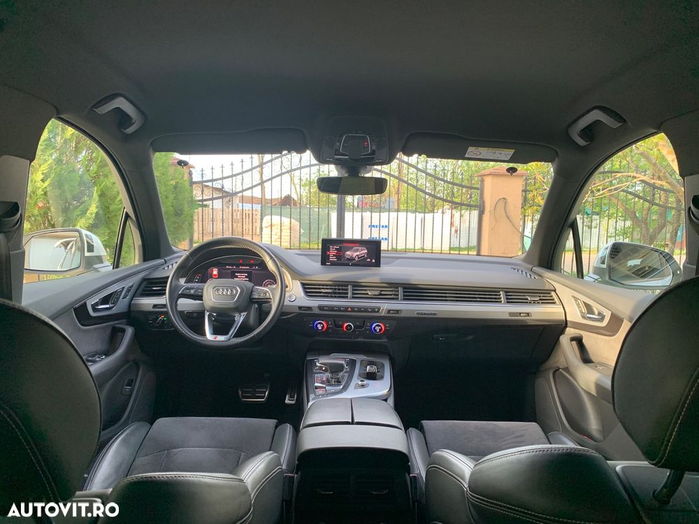 Audi Q7 - 6