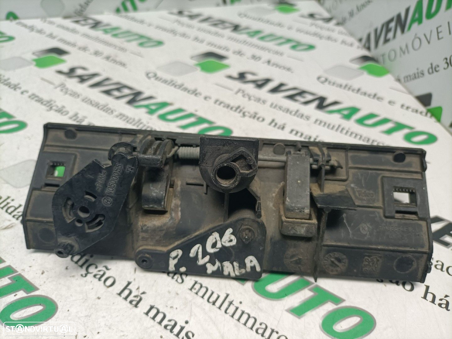 Interruptor / Switch / Botão Da Mala Peugeot 206 Hatchback (2A/C) - 3