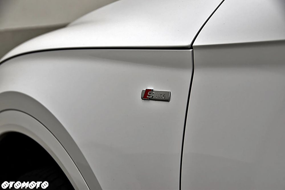 Audi Q5 35 TDI mHEV Sport S tronic - 9