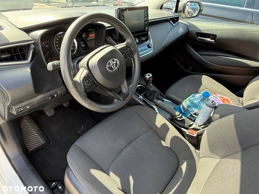Toyota Corolla 1.5 Comfort - 8