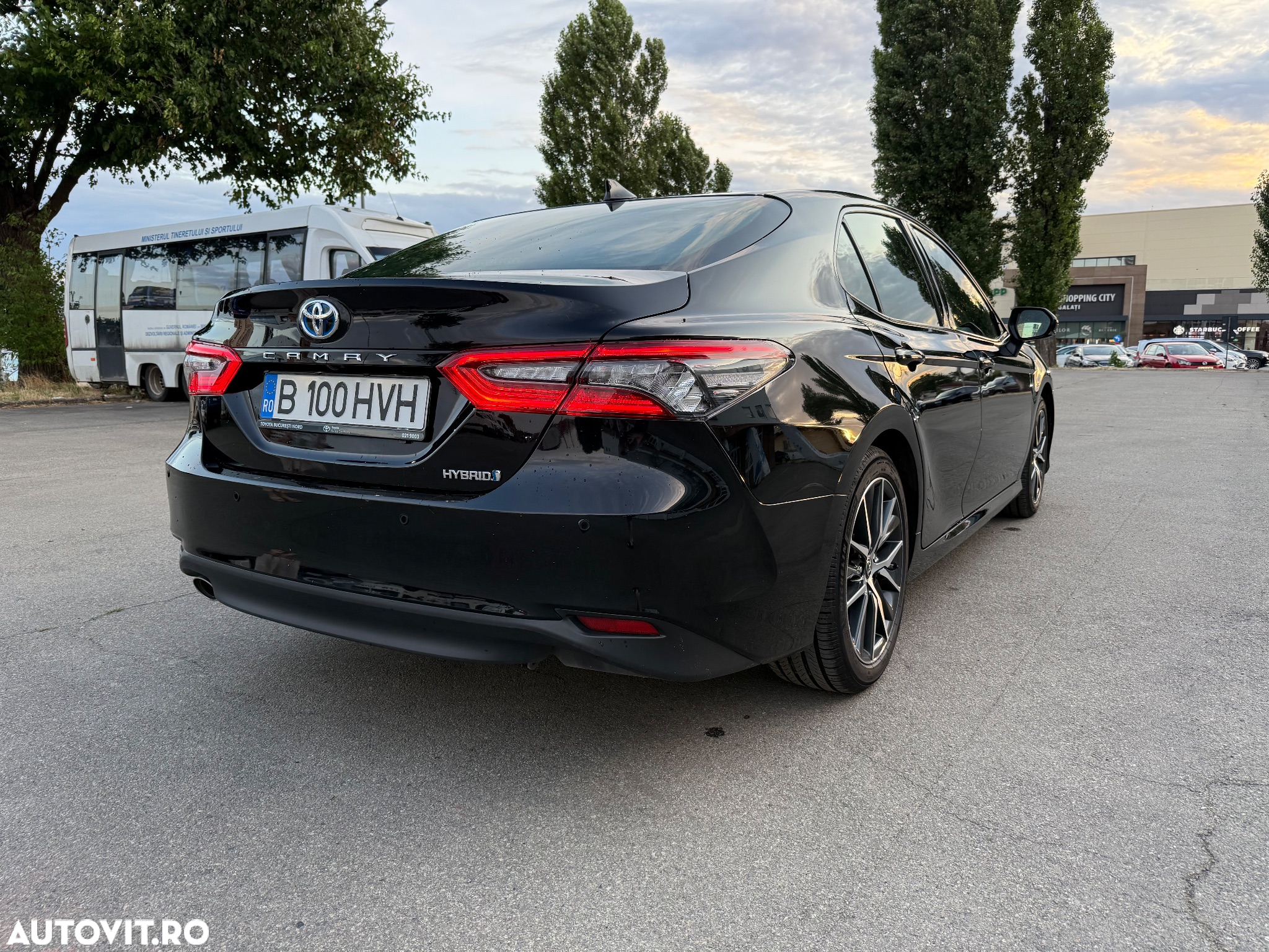Toyota Camry 2.5 Hybrid Exclusive - 4