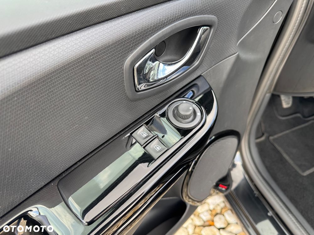 Renault Clio 0.9 TCe Limited - 24