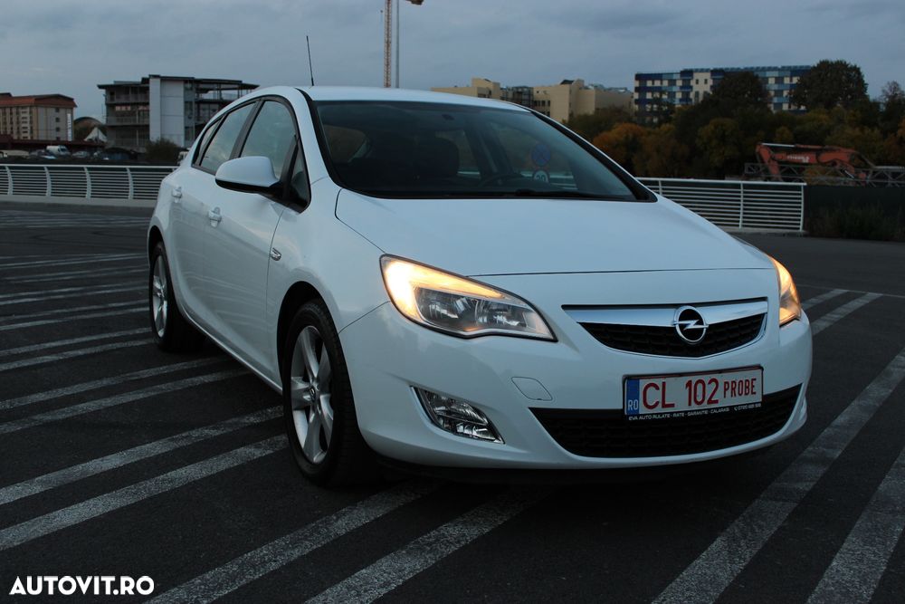 Opel Astra 1.7 CDTI DPF Cosmo - 26
