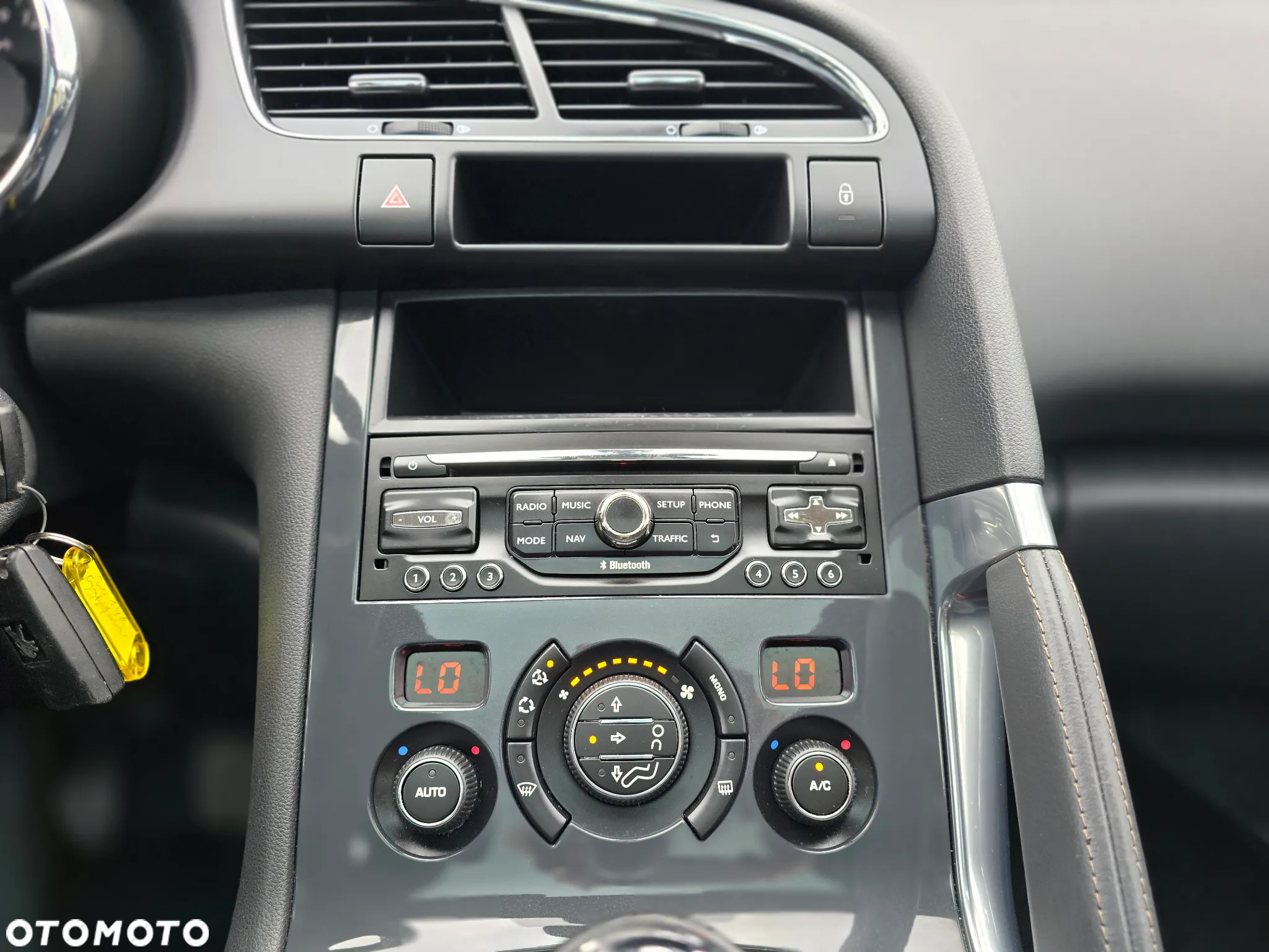 Peugeot 3008 - 21