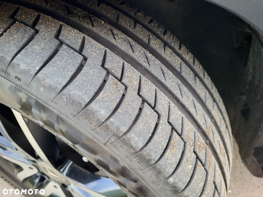 Mercedes-Benz GLA 180 Urban - 27