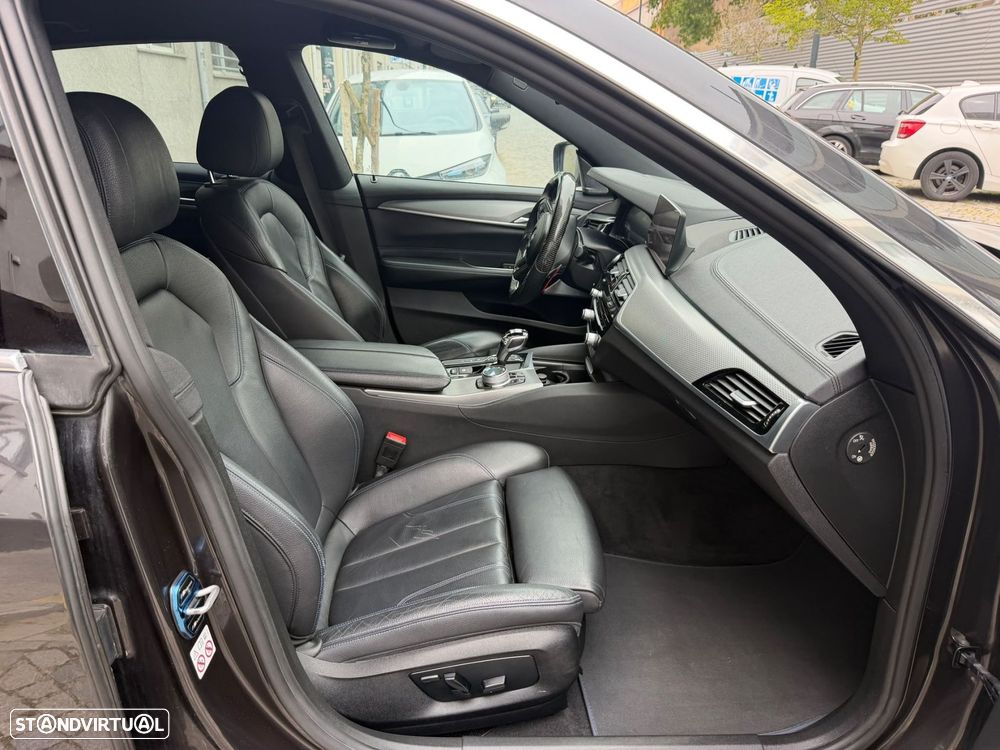 BMW 630 Gran Turismo d Pack M - 26