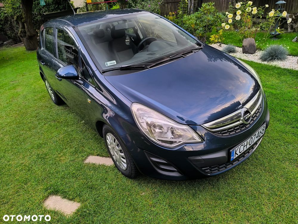 Opel Corsa 1.2 16V Essentia - 2