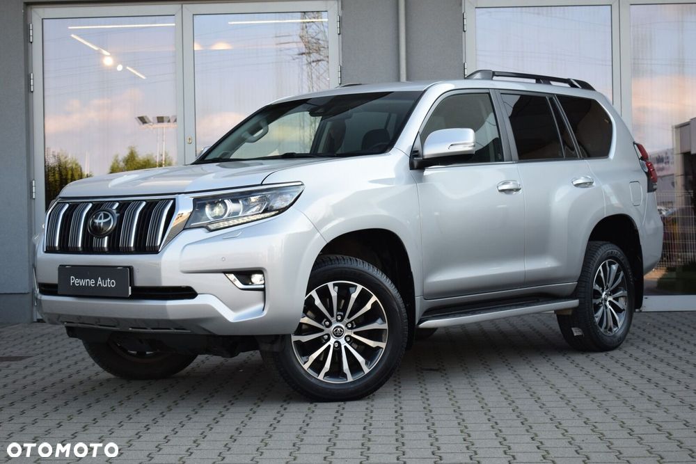 Toyota Land Cruiser - 2