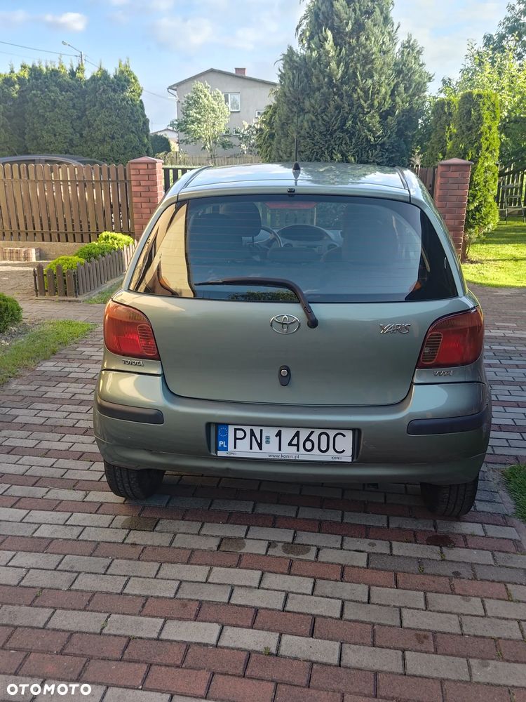 Toyota Yaris 1.0 Base - 16