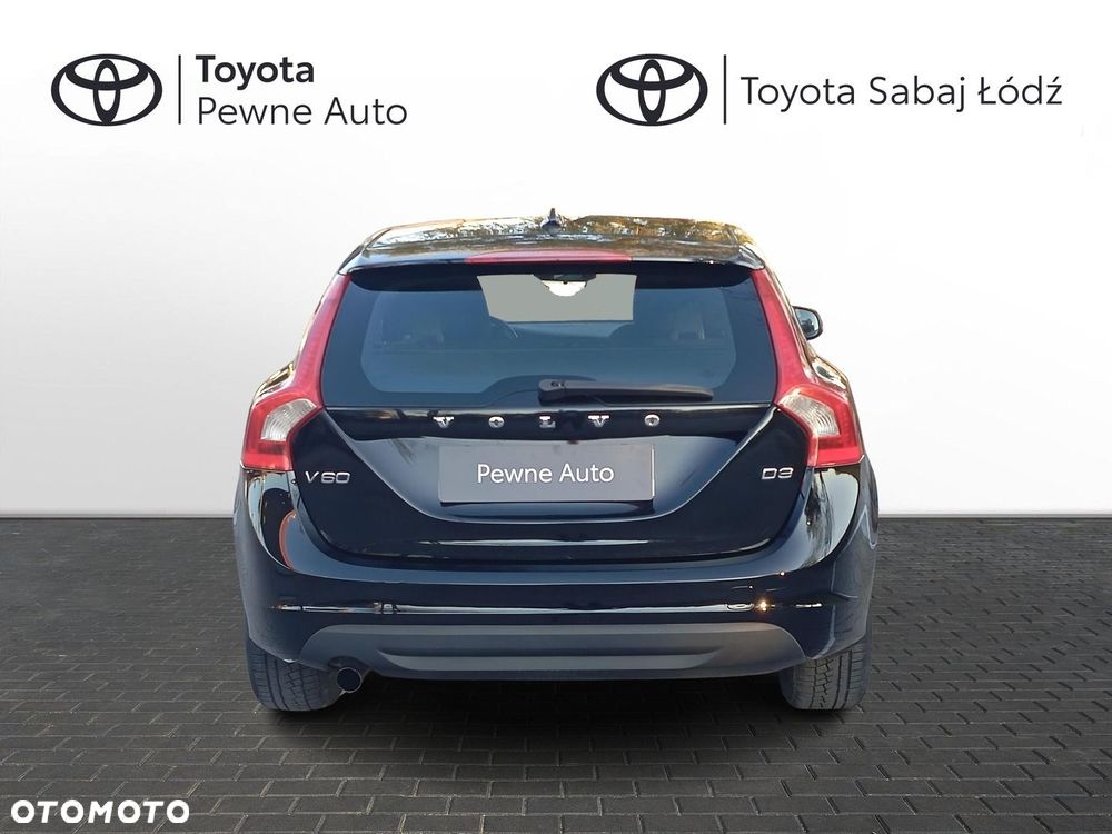 Volvo V60 D3 Kinetic - 4