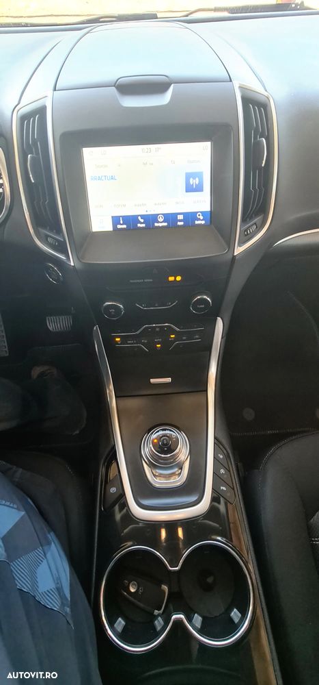 Ford Galaxy - 7