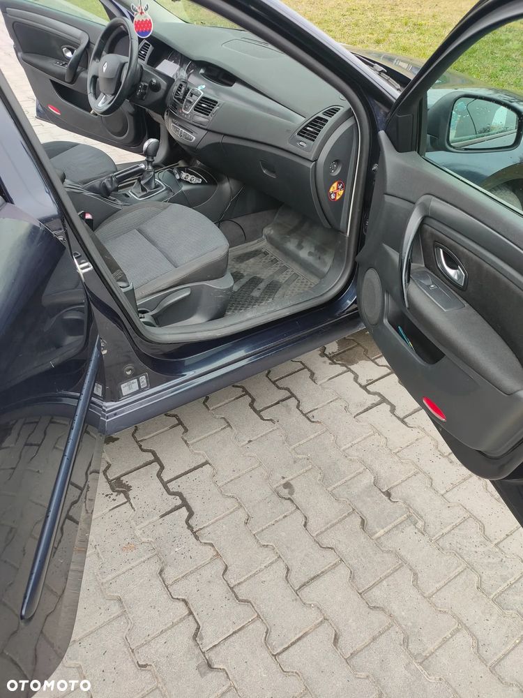 Renault Laguna 2.0 DCi Authentique - 3