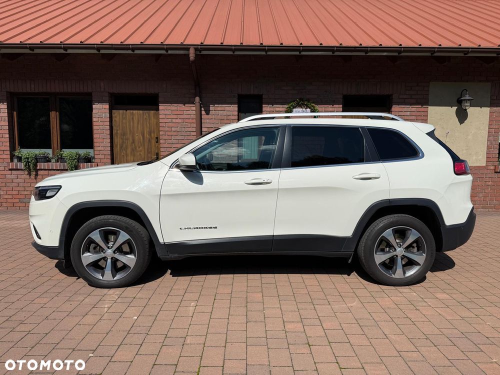 Jeep Cherokee - 2