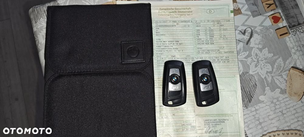 BMW Seria 3 320d - 29