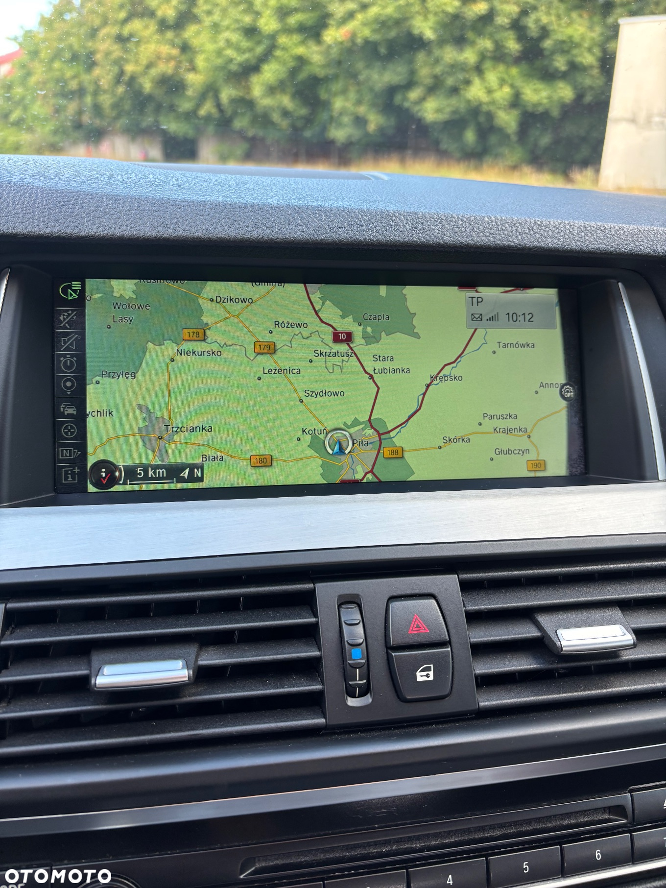 BMW Seria 5 525d xDrive - 26