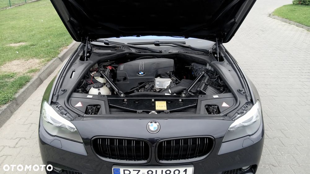 BMW Seria 5 528i Sport-Aut - 10