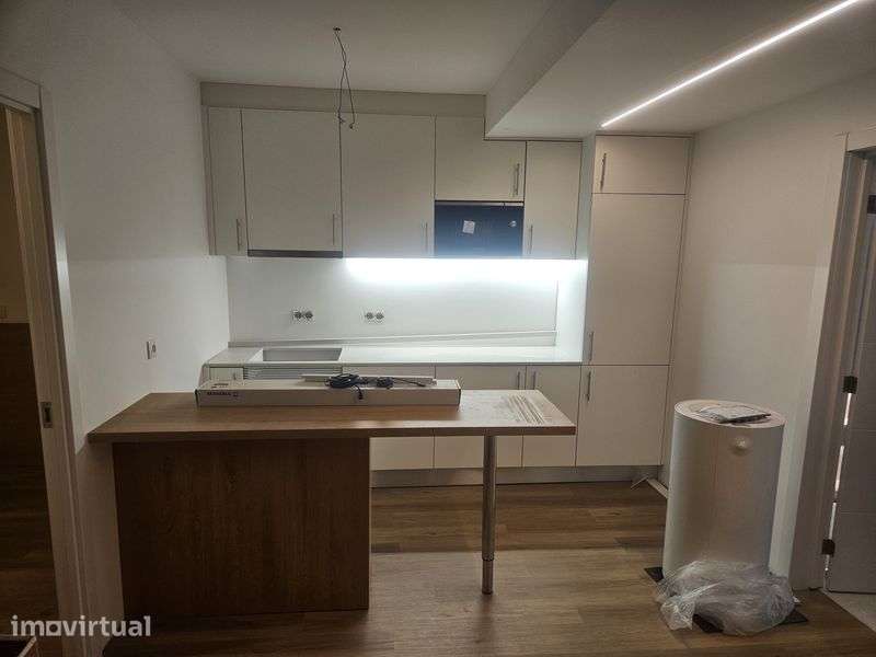 Arrendamento T2 Paço d Arcos perto da praia - Grande imagem: 2/12