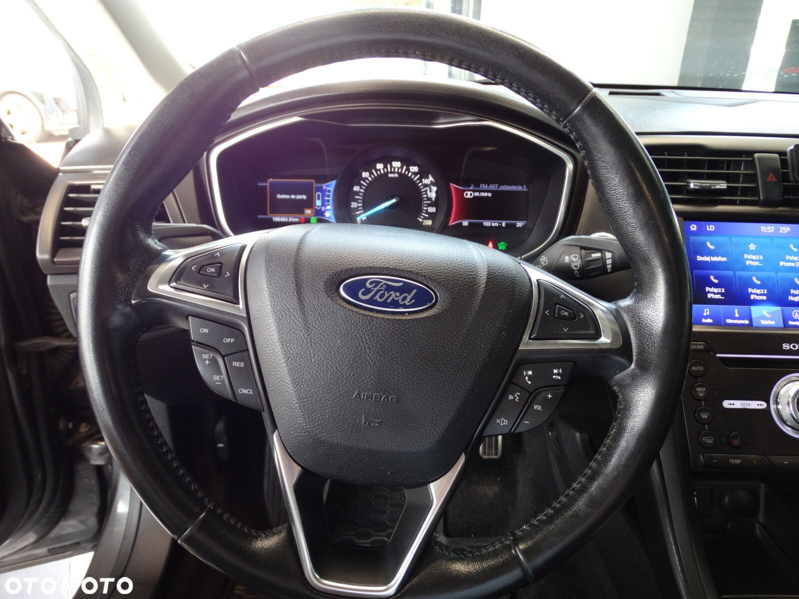 Ford Fusion - 25