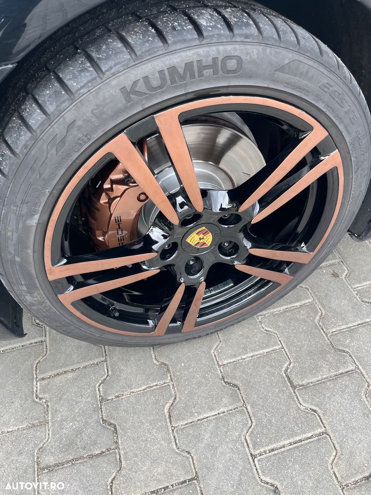 Porsche Panamera - 8