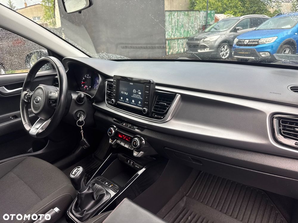Kia Rio 1.4 L - 17