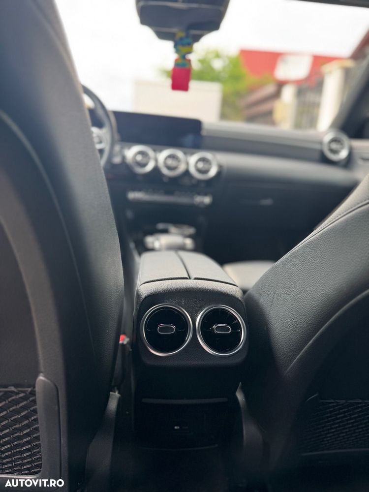 Mercedes-Benz CLA 180 d Coupe - 10