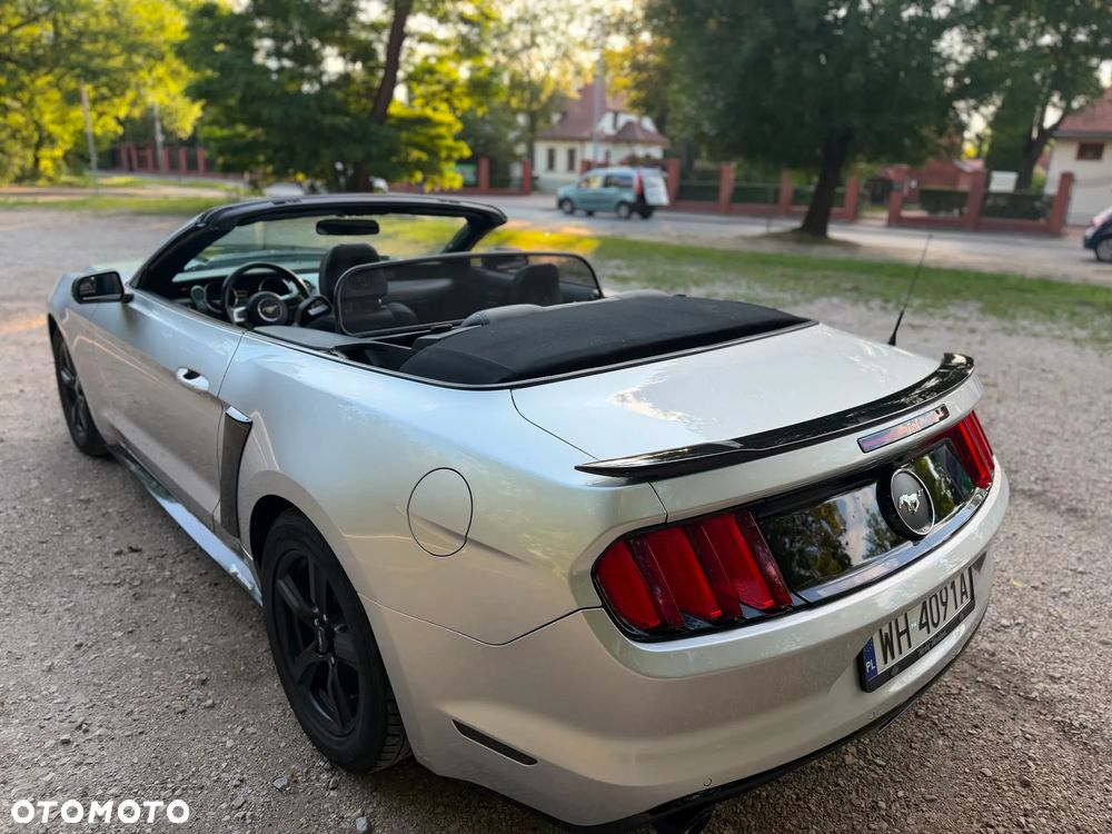 Ford Mustang 3.7 V6 - 14
