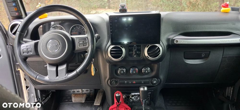 Jeep Wrangler 3.6 Unlim Sahara - 9