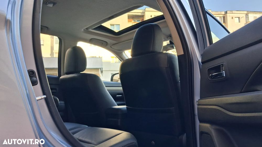 Mitsubishi Outlander 2.0 Litre DOHC MIVEC 4WD Instyle Navi - 6