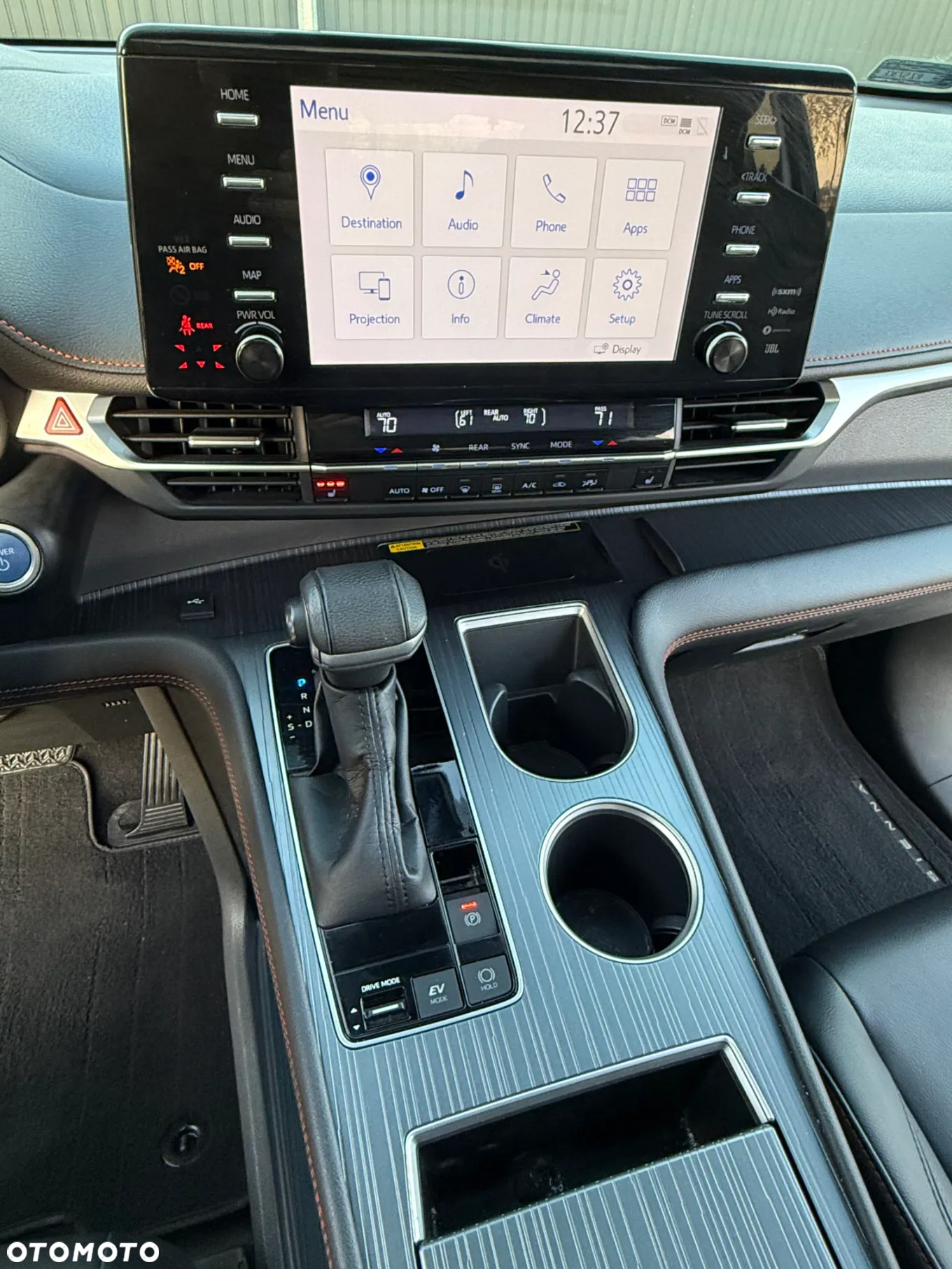 Toyota Sienna - 14
