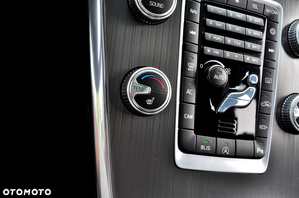 Volvo XC 60 - 28