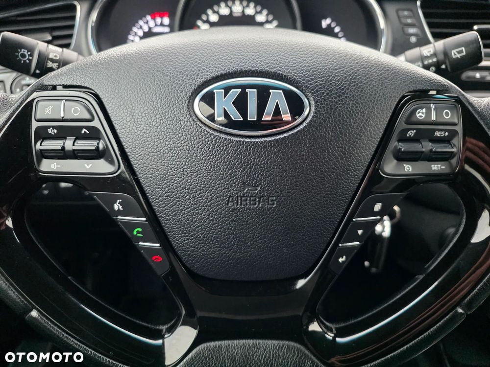 Kia Ceed 1.6 GDI DCT Platinum Edition - 22