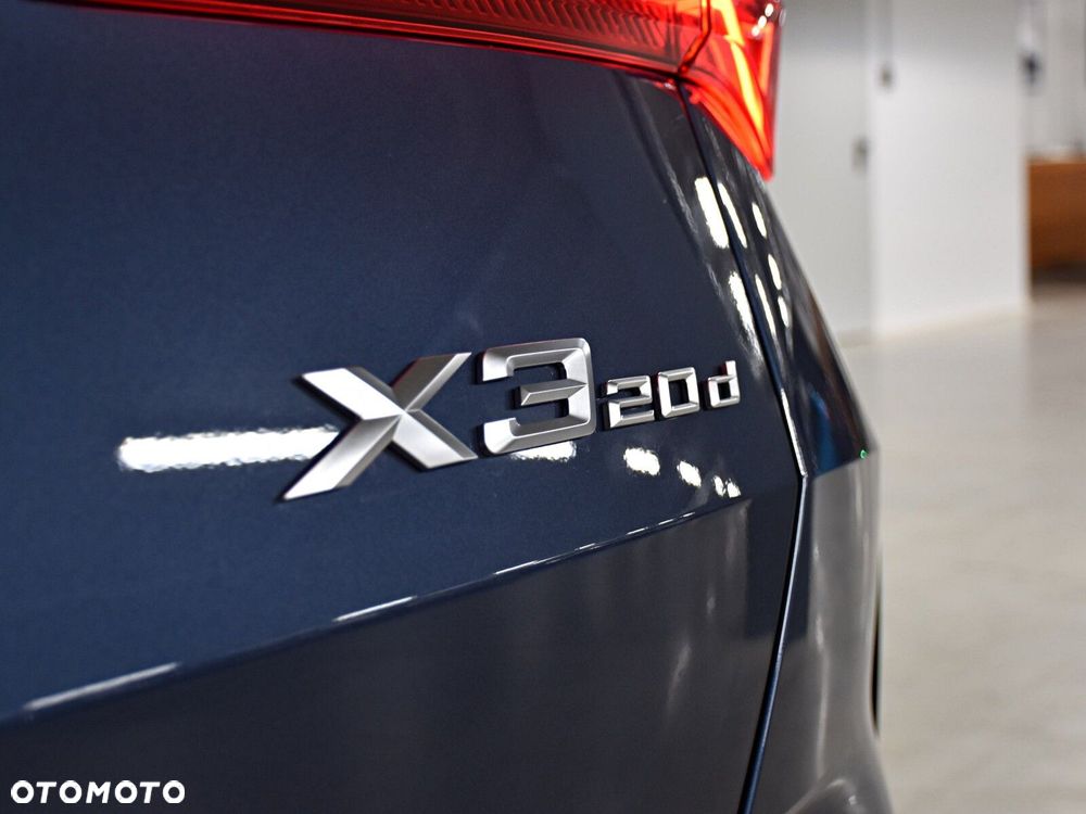 BMW X3 xDrive20d mHEV - 32