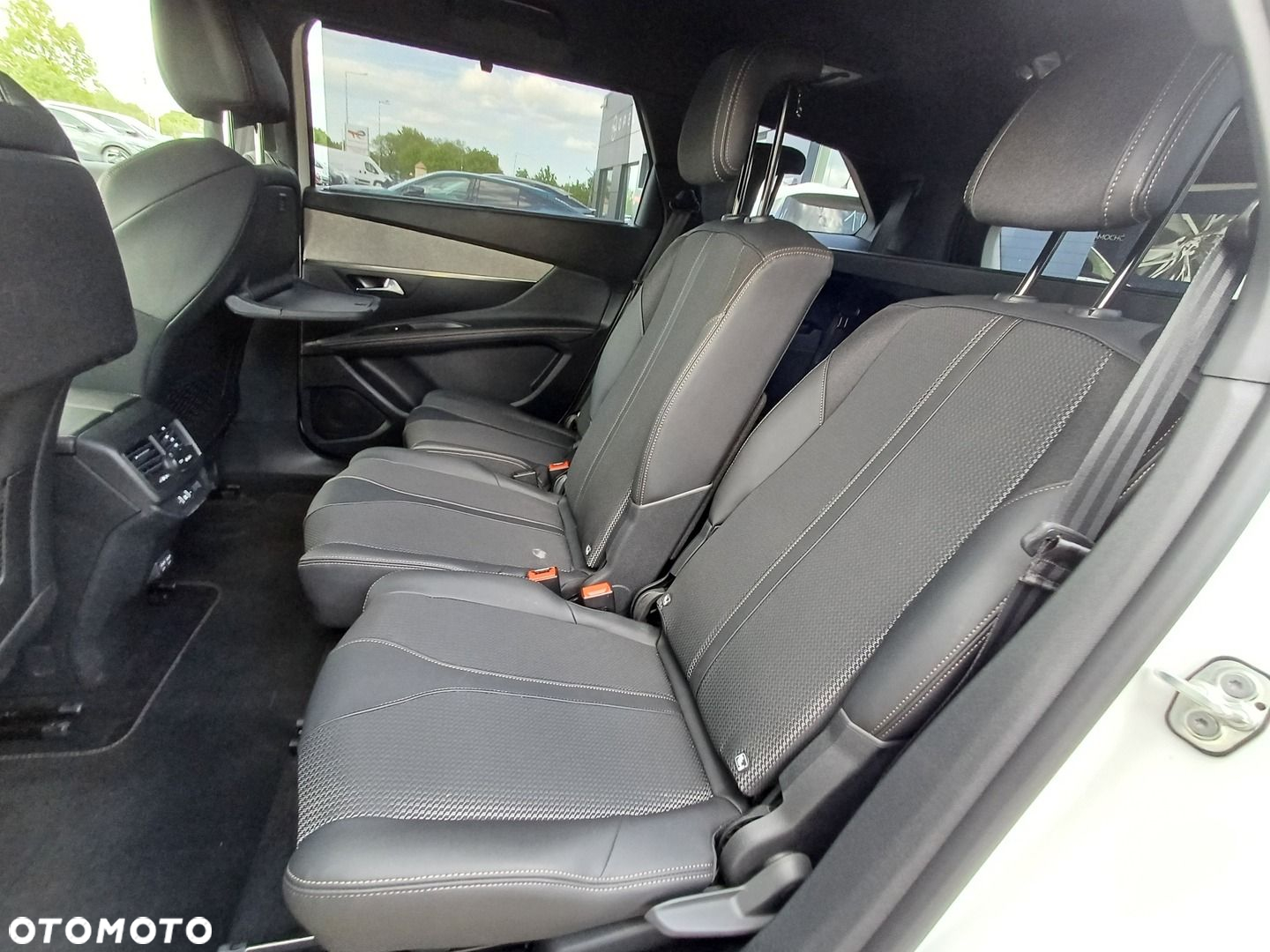Peugeot 5008 1.5 BlueHDi GT S&S EAT8 - 16