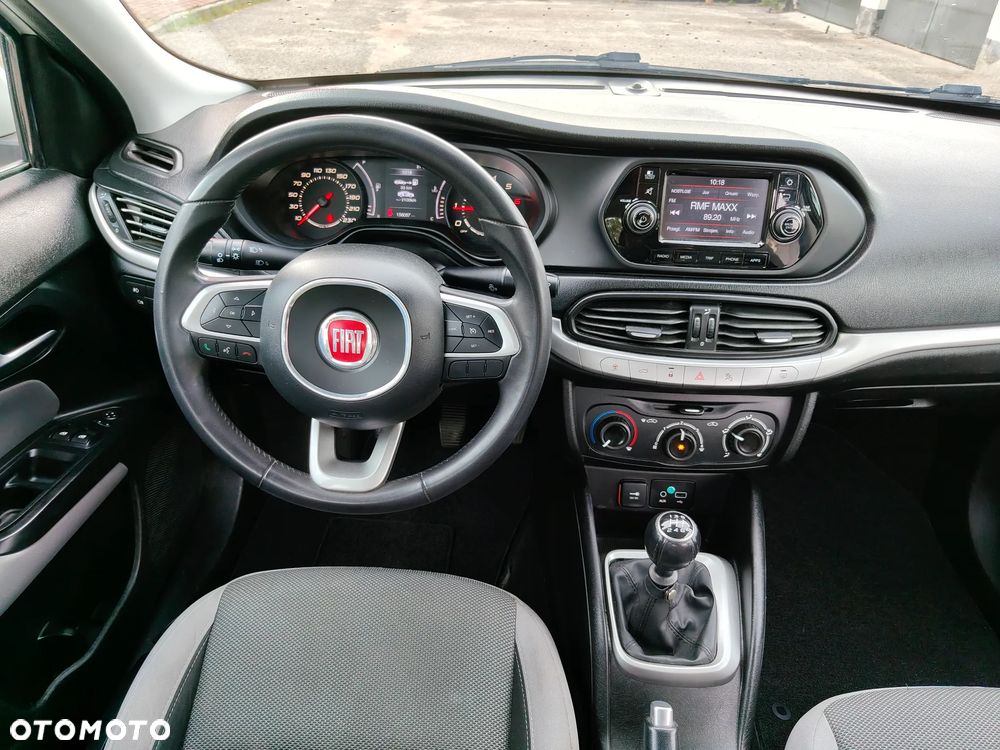 Fiat Tipo 1.4 16V Pop - 16