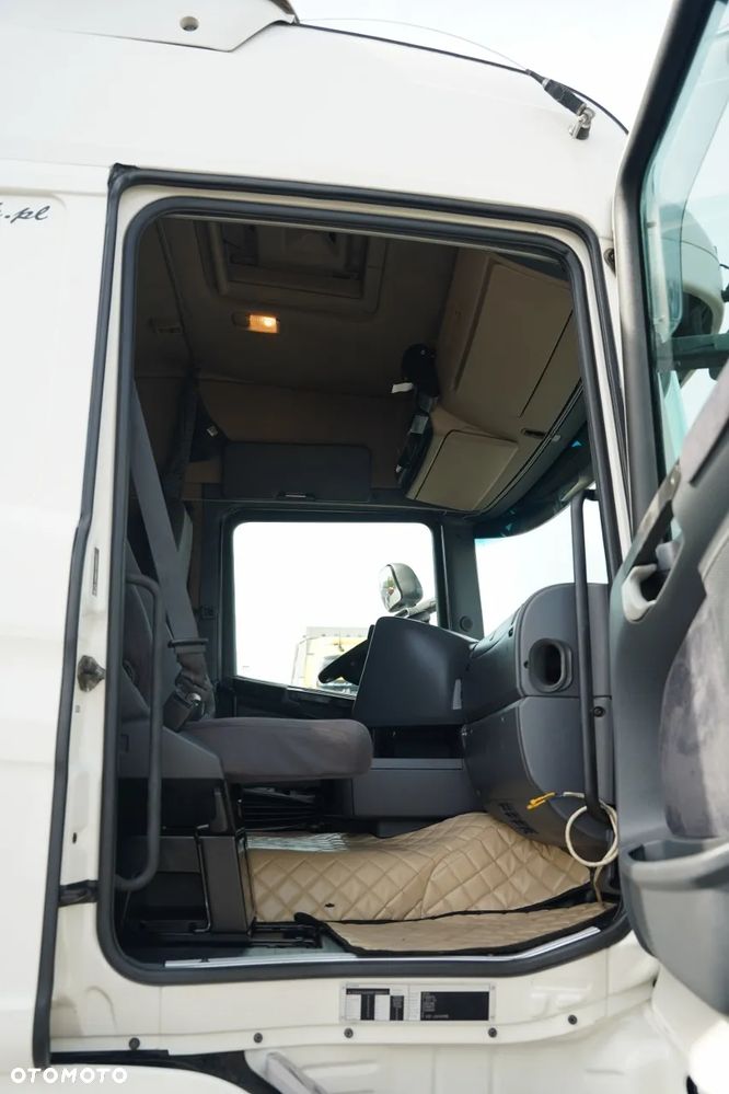 Scania R 420 / 4X2 / CHŁODNIA / SOLÓWKA  7,3 m / THERMO KING  / WINDA / EPS + SPRZĘGŁO / EURO 5 - 35