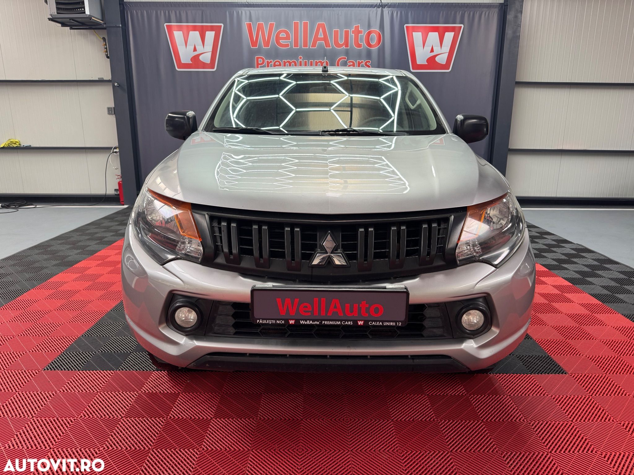 Mitsubishi L200 - 1