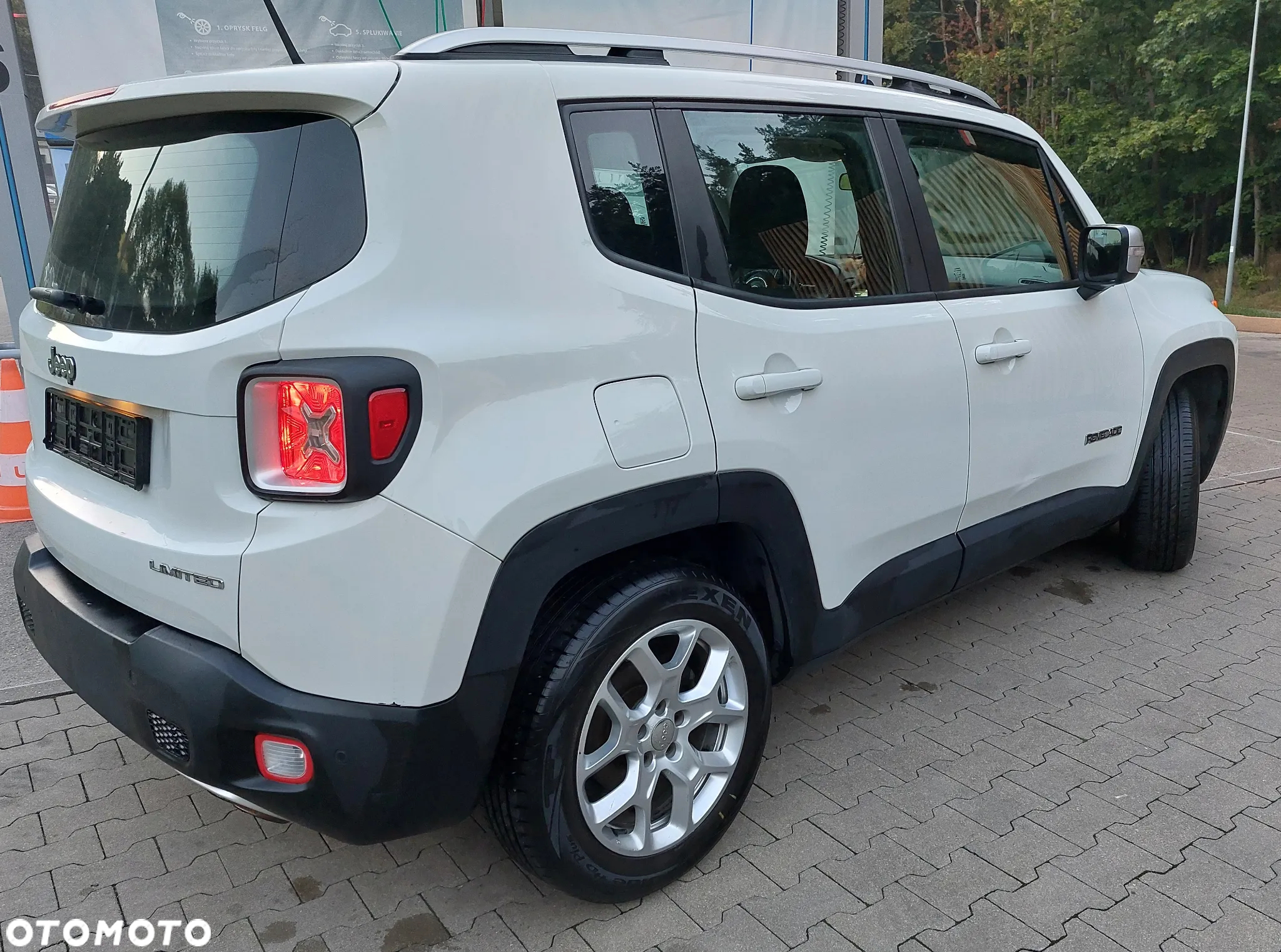Jeep Renegade 1.4 MultiAir Limited FWD S&S - 4
