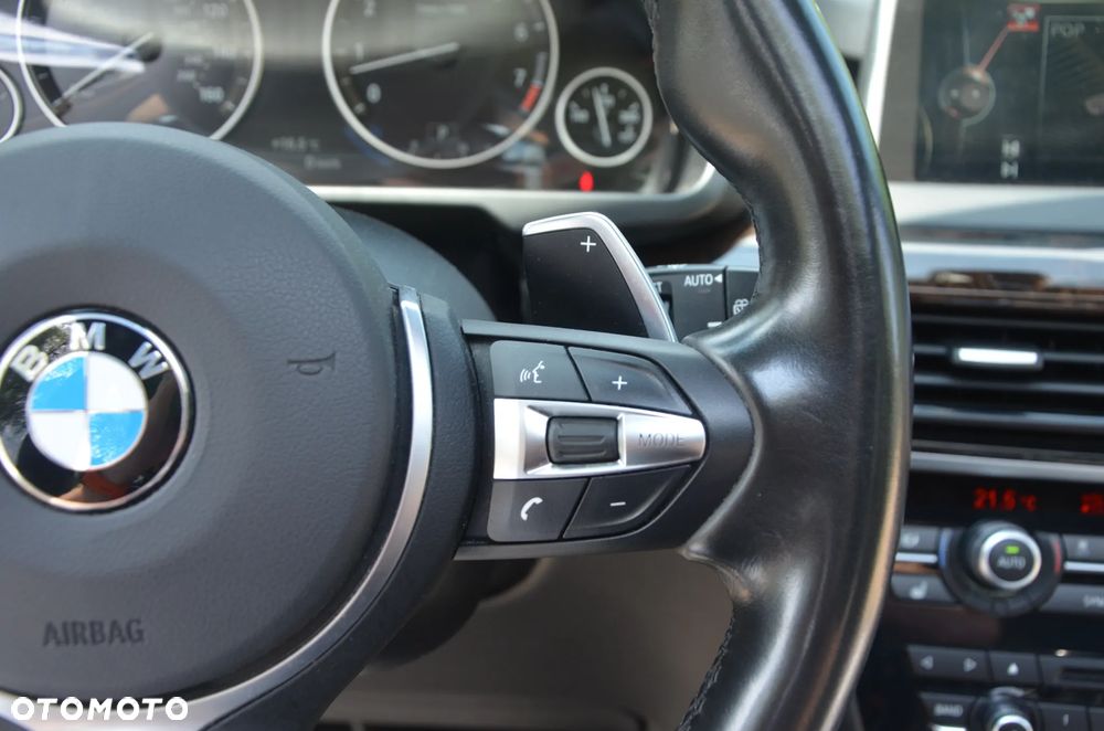 BMW X5 xDrive35i - 24