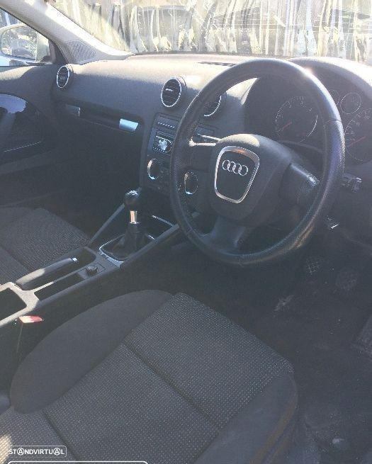 Audi A3 8P 2.0TDI de 2006 disponível para peças - 5