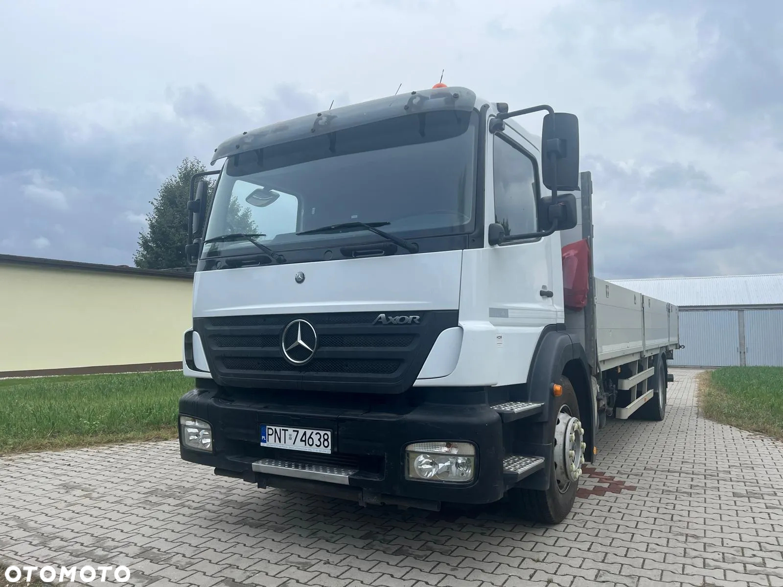 Mercedes-Benz AXOR - 4