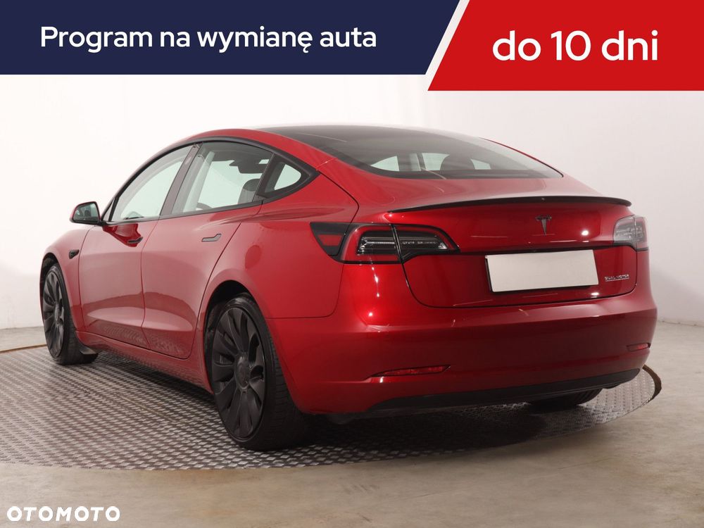 Tesla Model 3 - 6