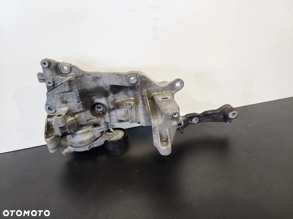 Citroen Jumpy  III łapa alternatora 2.0 HDI  9804333180 - 2