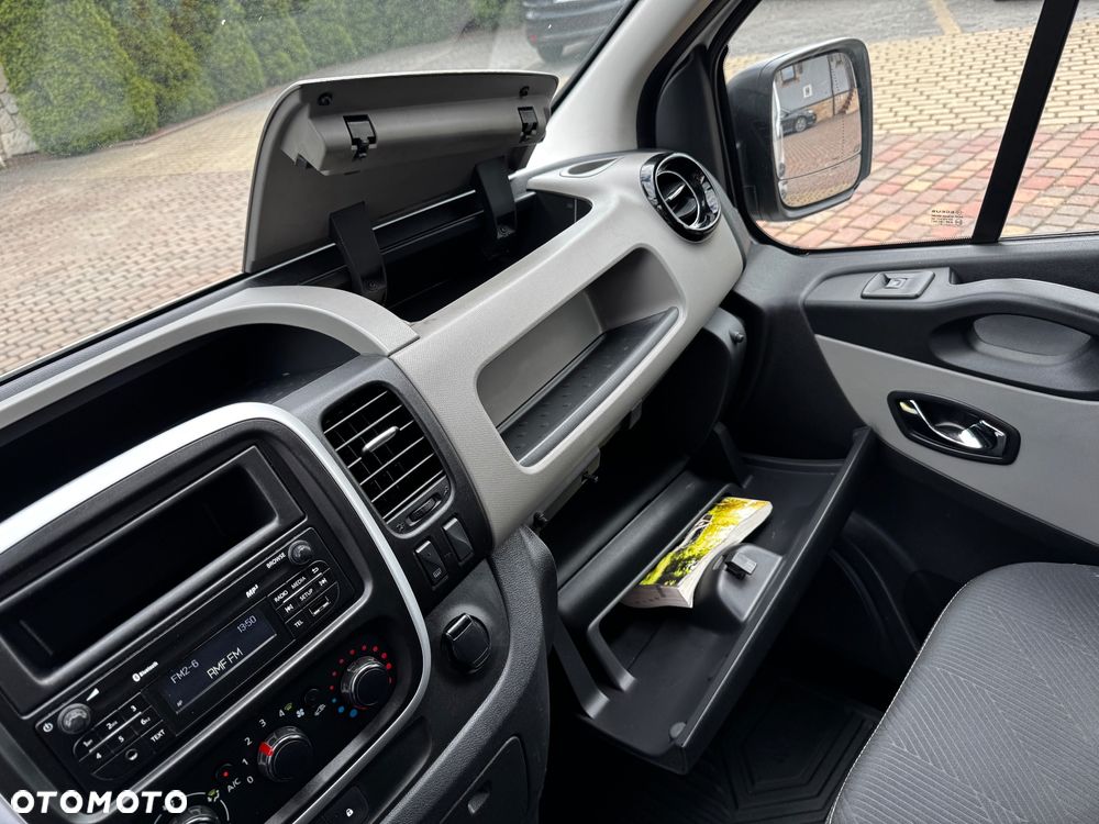 Renault Trafic - 21